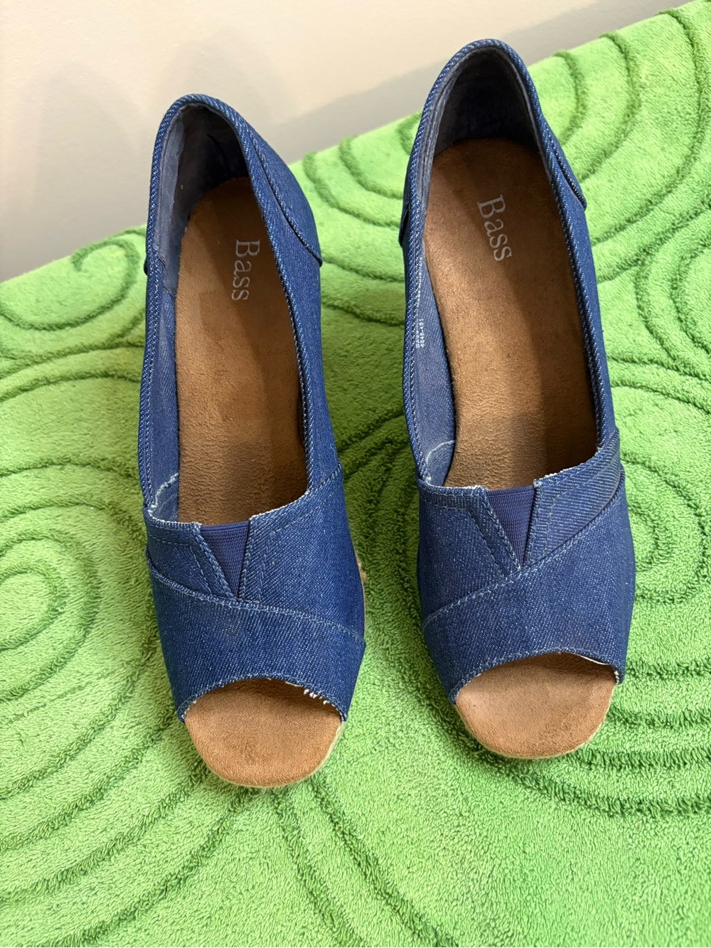 Bass brand blue denim peep-toe wedge sandals rattan